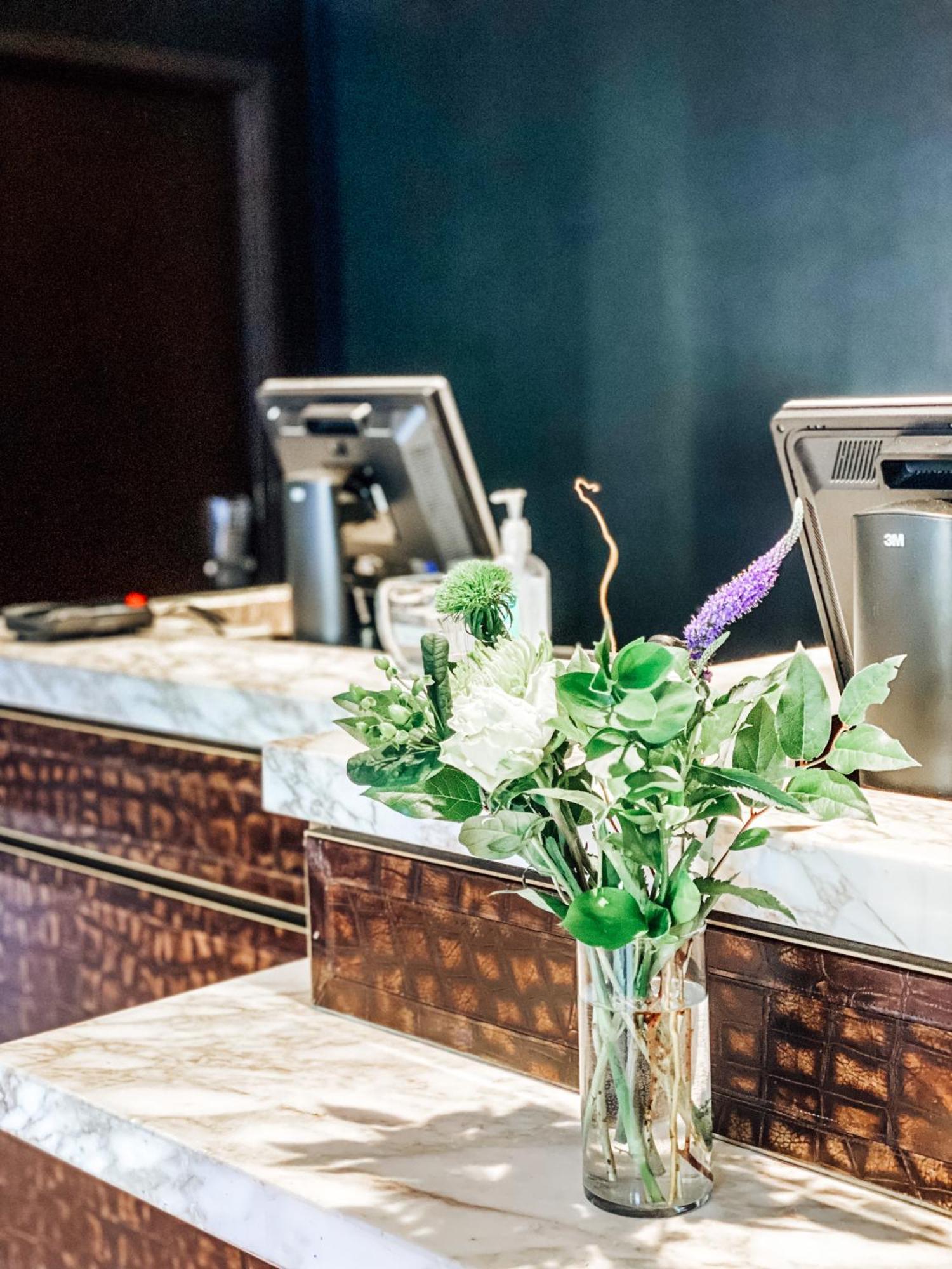 Hotel Felix Чикаго Екстериор снимка